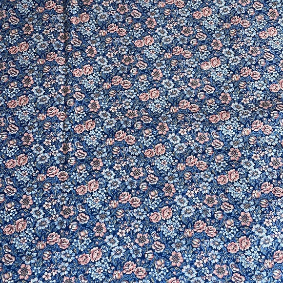 Blue calico, cotton, floral fabric, 3 yards, 44" wide - Picture 1 of 5